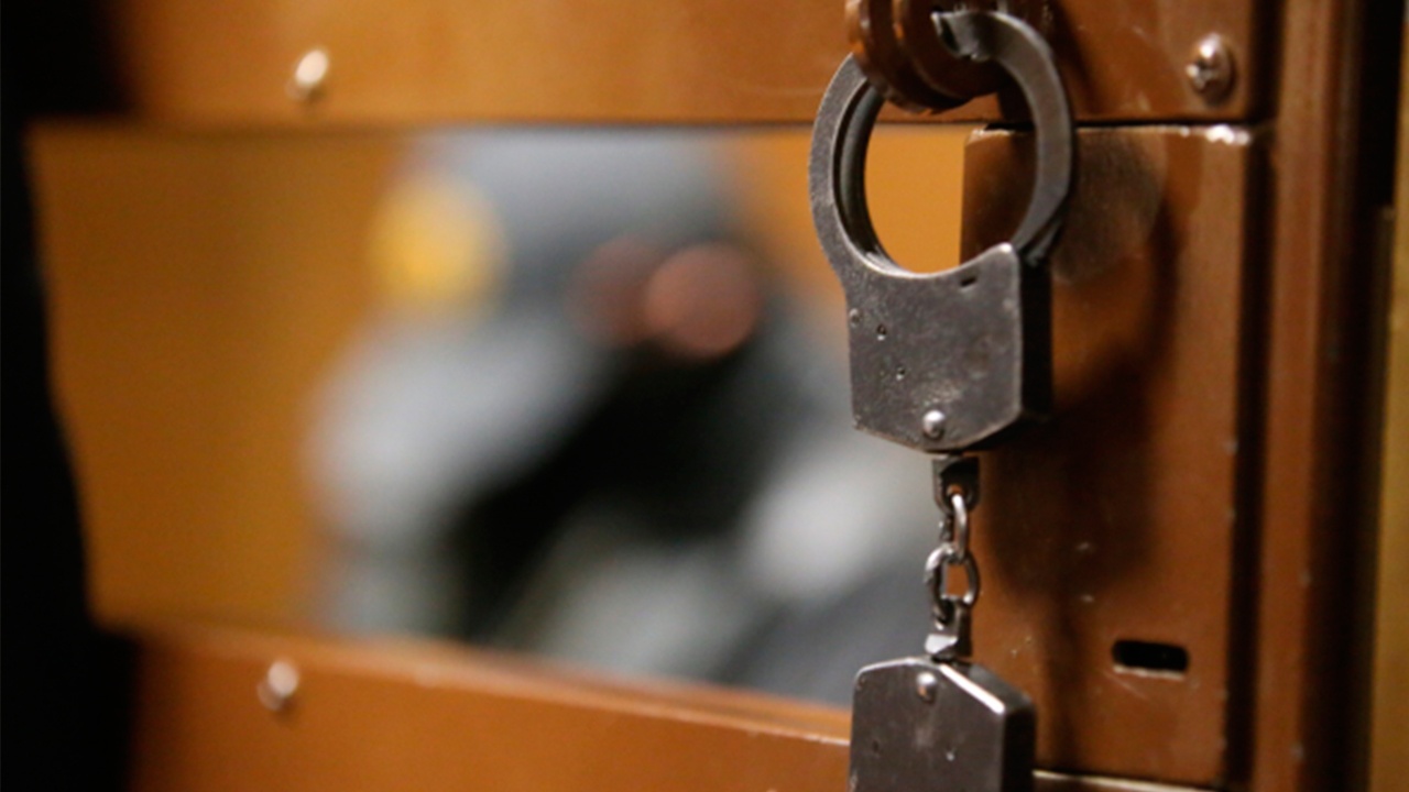 Замглавы Владивостока Ляйфер арестован по обвинению во взятке