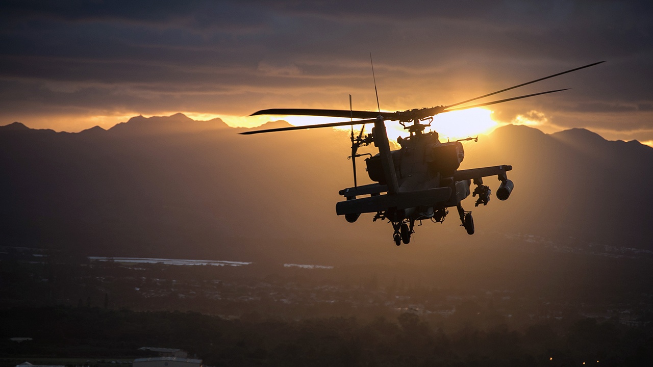 Минобороны Великобритании опровергло новости о передаче Киеву вертолетов Apache