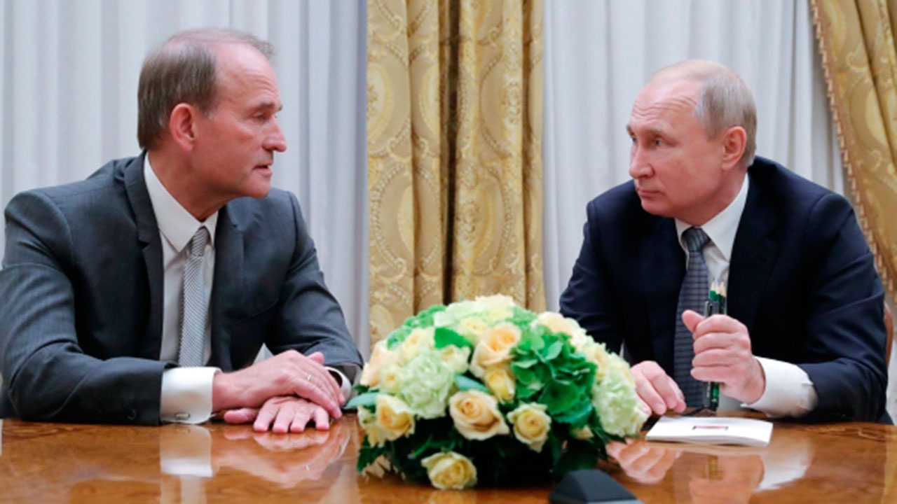 В Кремле не стали раскрывать, разговаривал ли Путин с Медведчуком после его освобождения