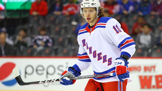Российский хоккеист Панарин забросил 199-ю шайбу, обойдя Козлова по голам в НХЛ