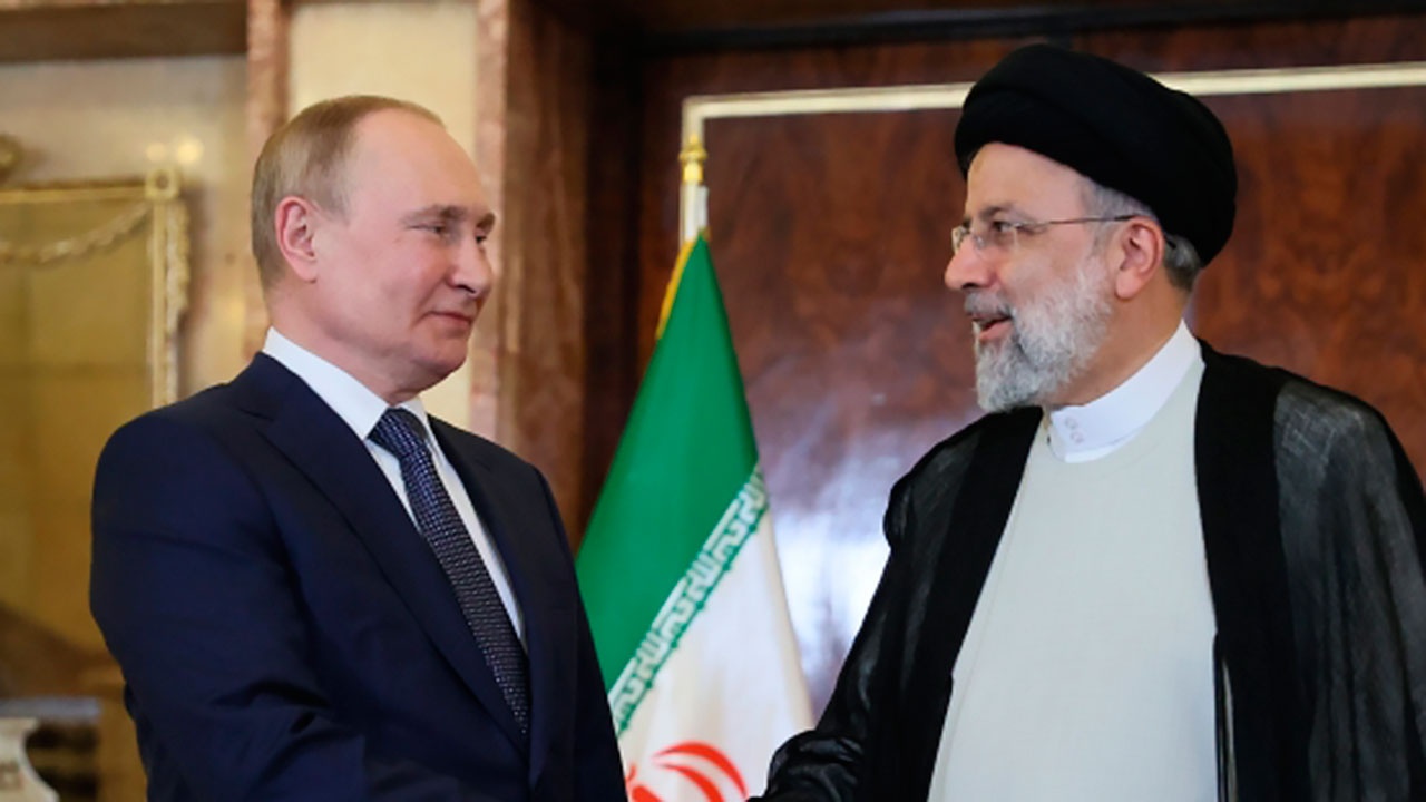 Путин обсудил с президентом Ирана сотрудничество в энергетической и транспортной сферах