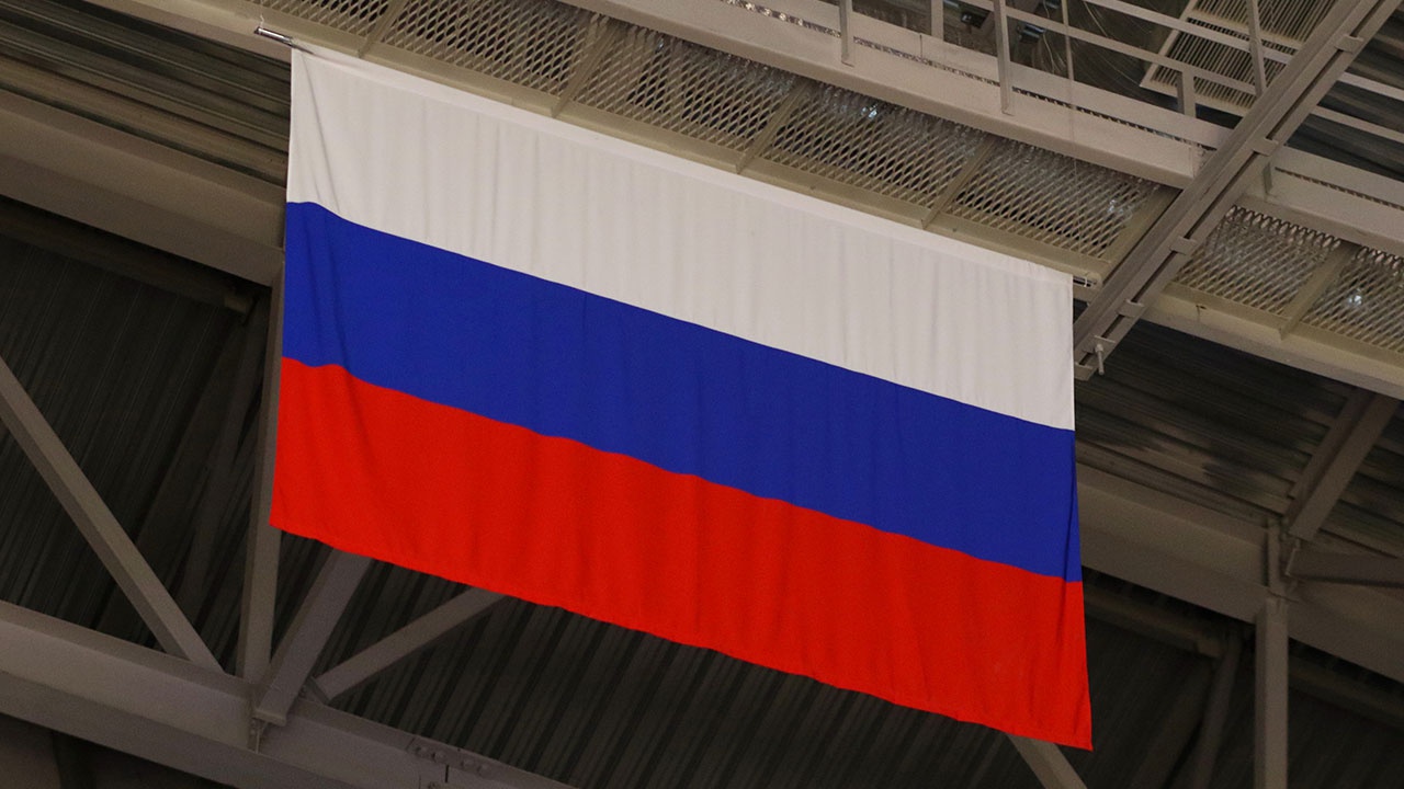 В МОК сообщили, что не обсуждают допуск россиян под национальным флагом