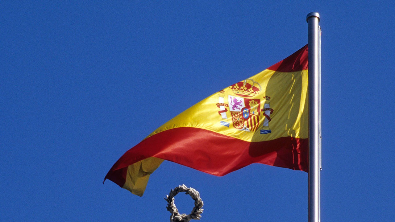 Правительство Испании попросили предоставить отчет о тратах на «помощь» Киеву