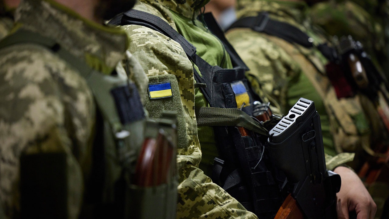 РИА Новости: обученные в Британии украинские боевики сдались спустя 20 минут боя