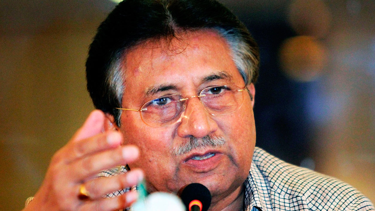 Экс-президент Пакистана Мушарраф умер на 80-м году жизни