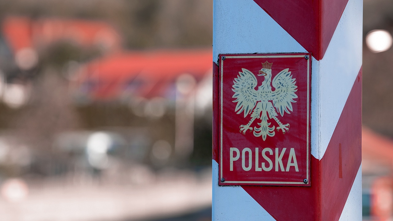 Польша закрывает пункт пропуска «Бобровники» на границе с Белоруссией