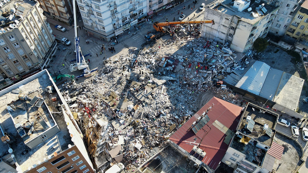 Guardian: более 21 тысячи человек в Турции и Сирии погибли в результате землетрясения