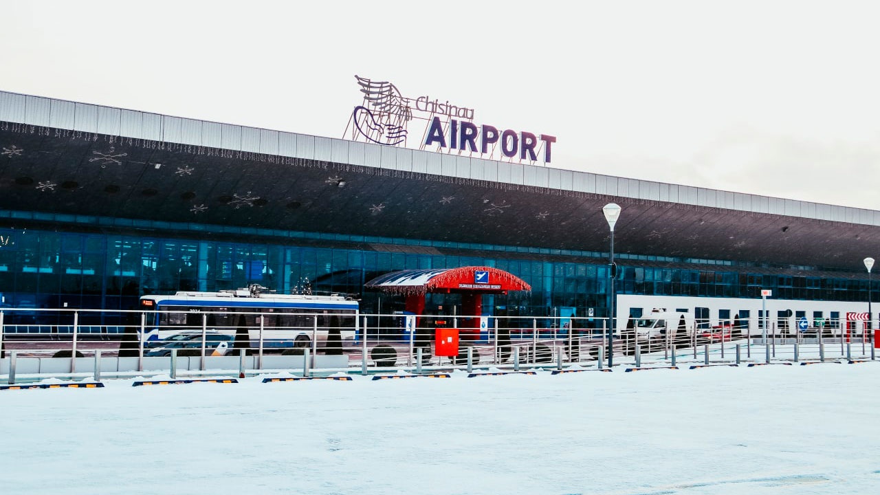 Air Moldova: воздушное пространство Молдавии закрыто