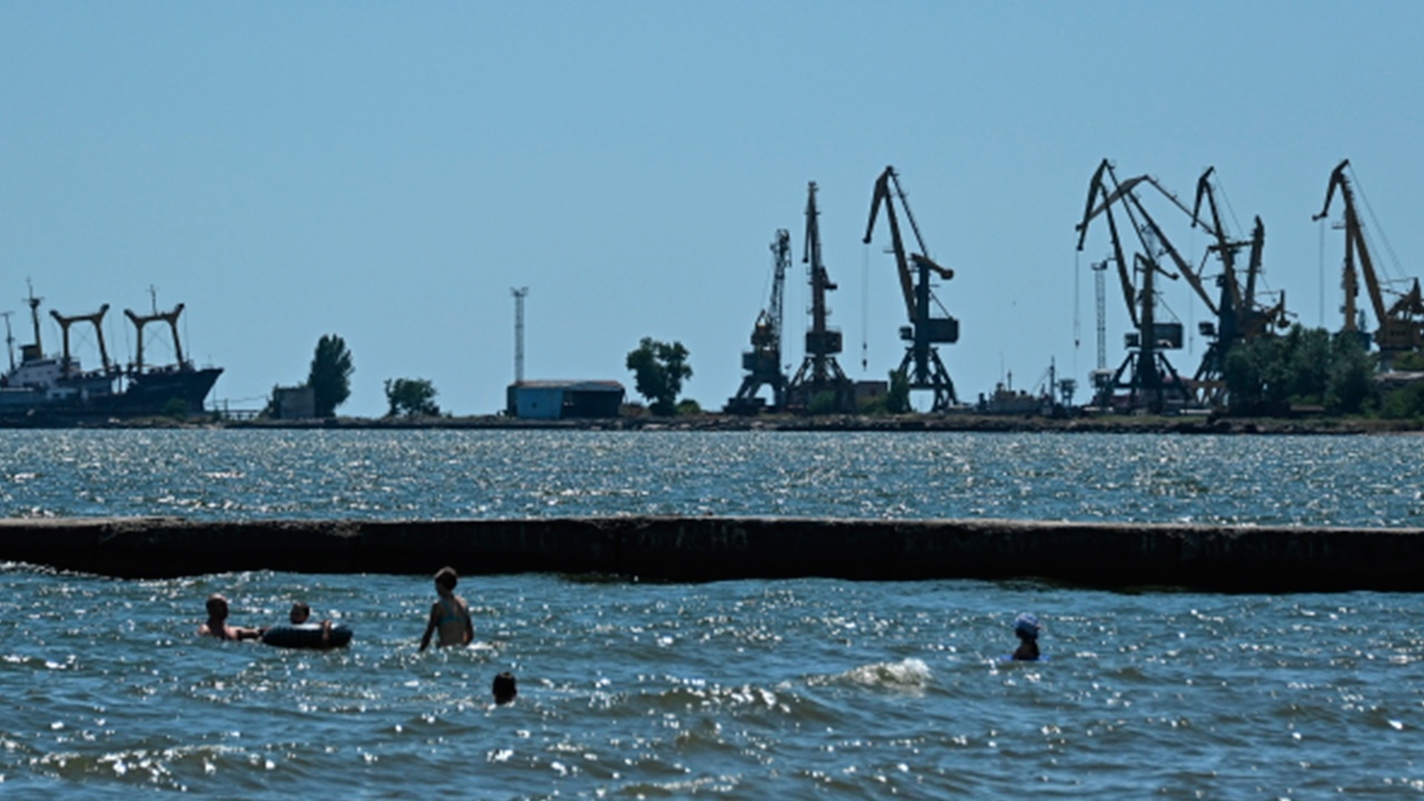 Украина расторгла договоры по Азовскому морю с Россией