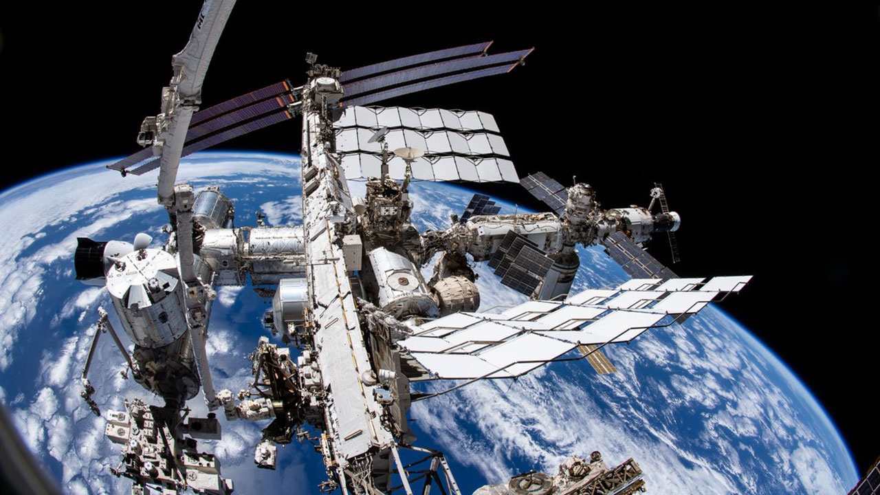 Роскосмос сообщил о расширении программы перекрестных полетов на МКС