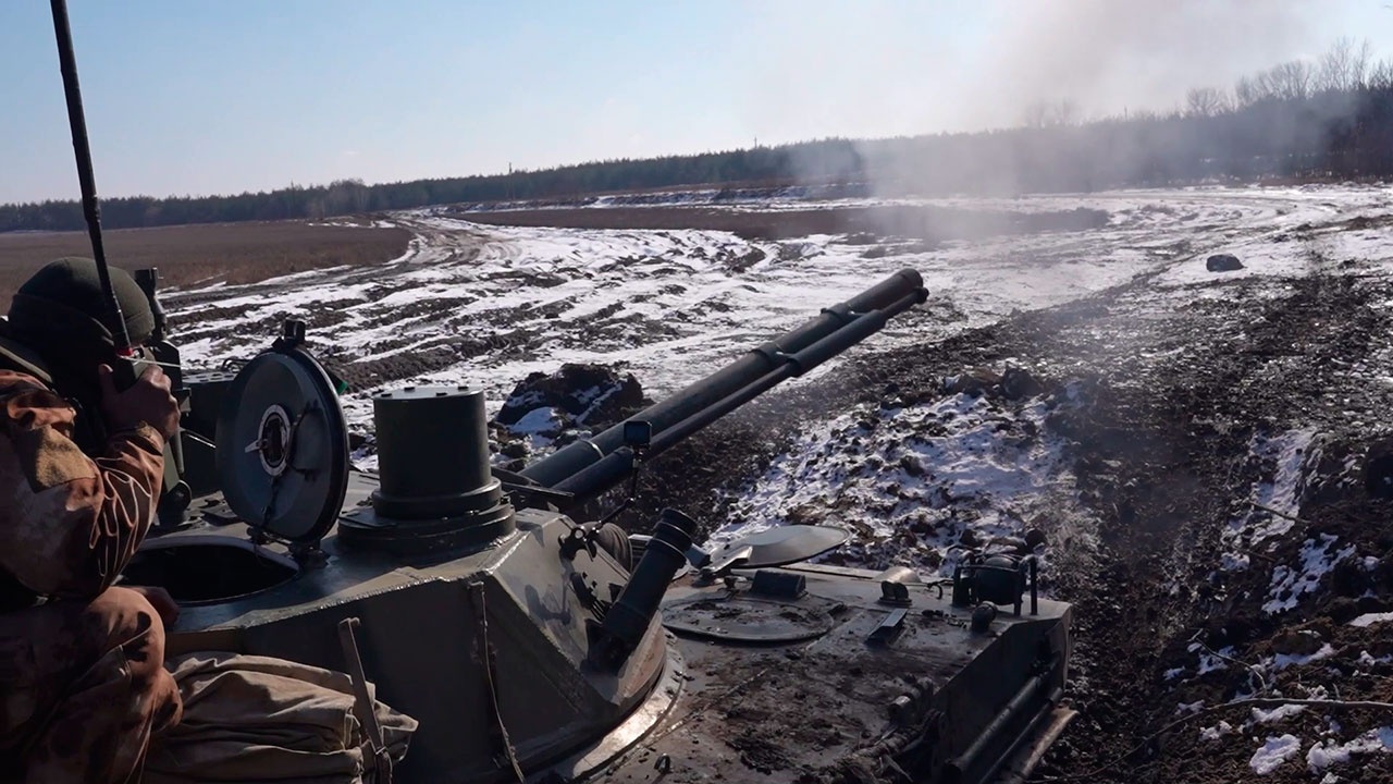 Мурз военкор об авдеевке. Боевая машина десанта. Фото российских военных. Российский военнослужащий фото.