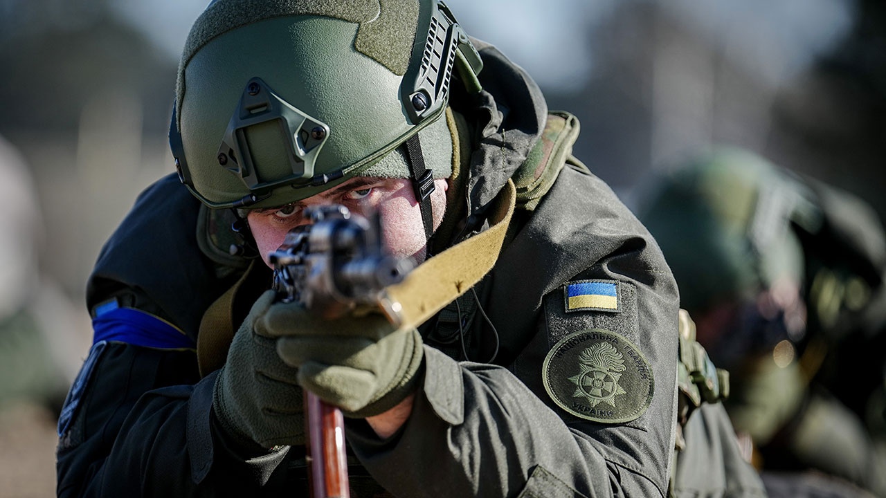 Марочко: украинские боевики устроили перестрелку между своими подразделениями