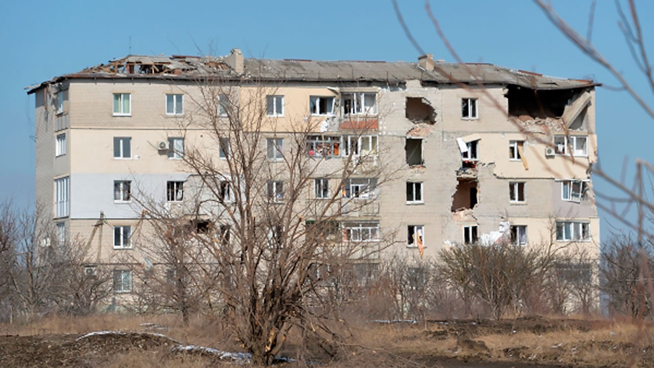 Украинские националисты обстреляли центр Волновахи