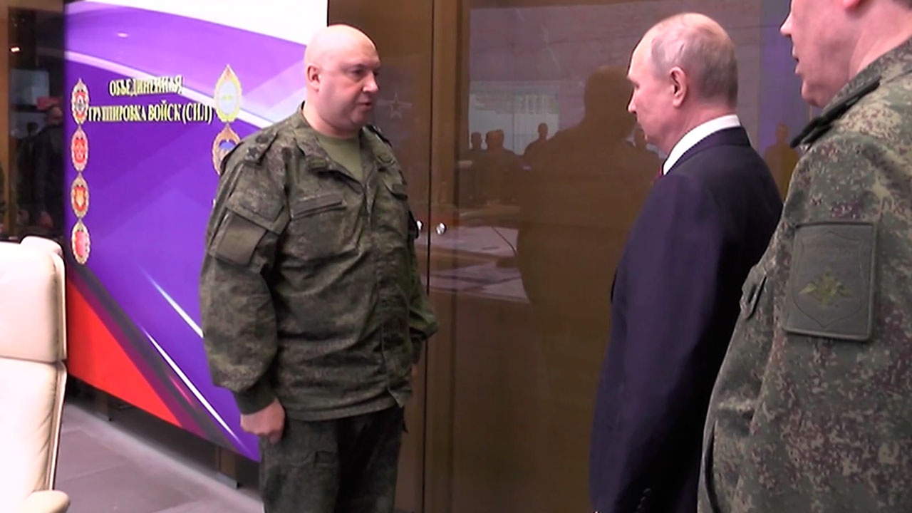 В Кремле рассказали, что поездка Путина в штаб СВО в Ростове-на-Дону не была запланированной