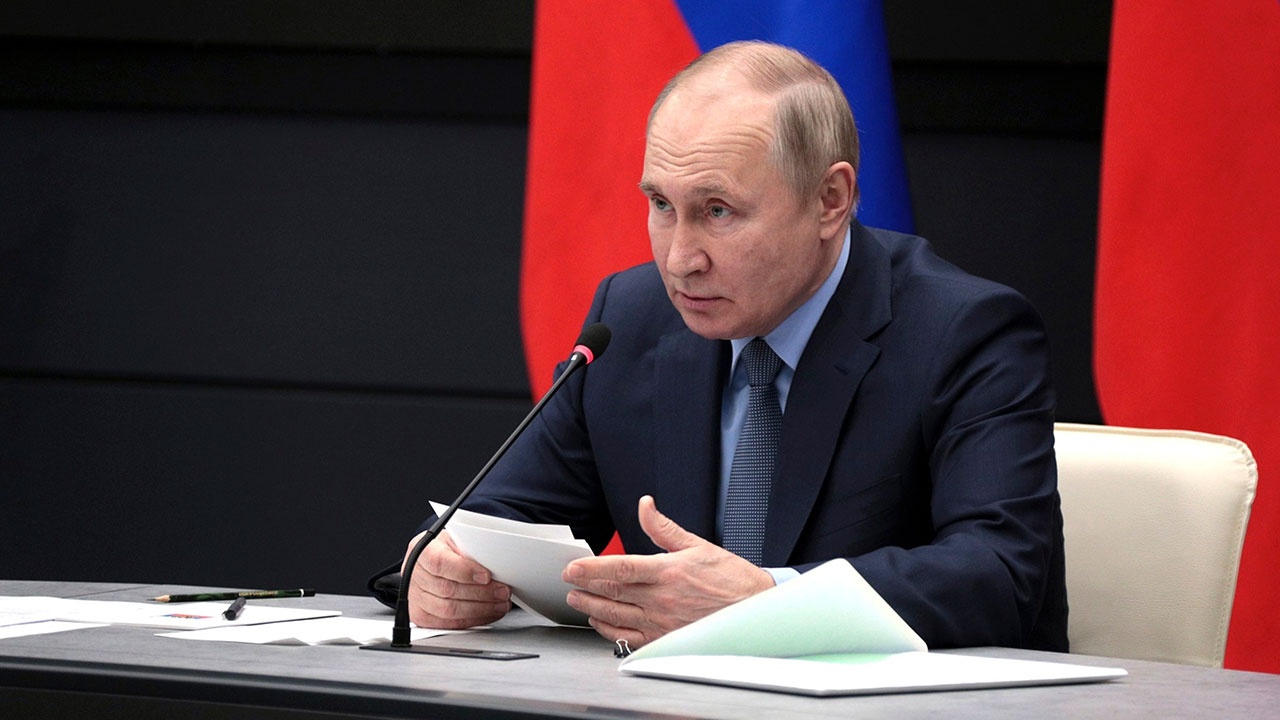 Путин написал статью об отношениях Москвы и Пекина для газеты «Жэньминь жибао»