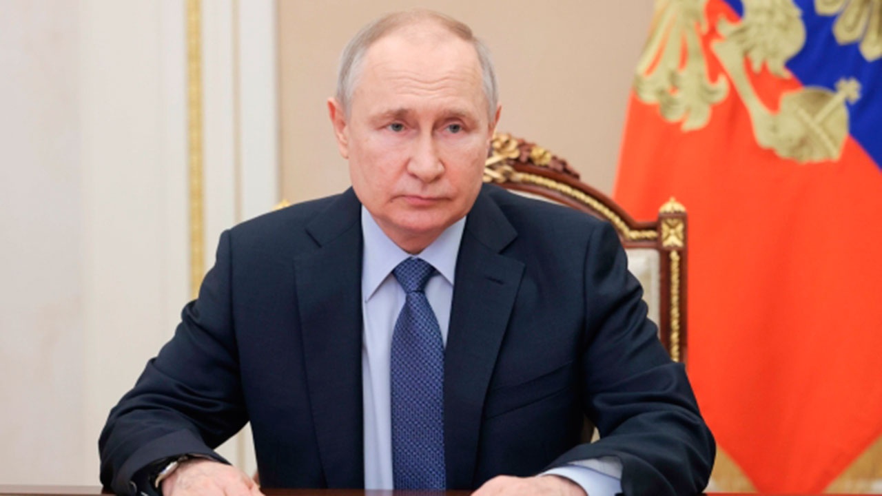 Путин провел совещание в командном пункте СВО в Ростове