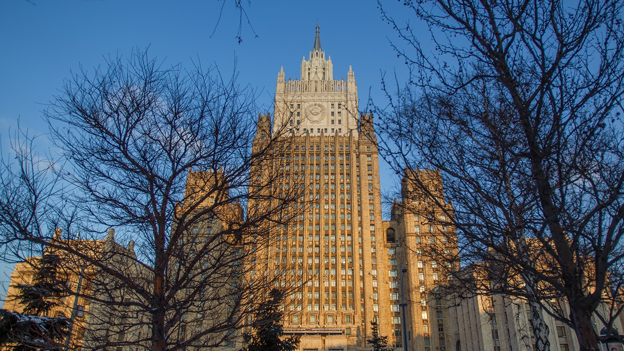 Москва заявила решительный протест временному поверенному в делах Канады в России