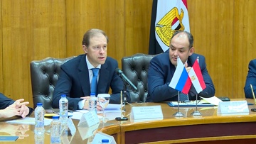 Мантуров оценил перспективы торгово-экономического сотрудничества с Египтом