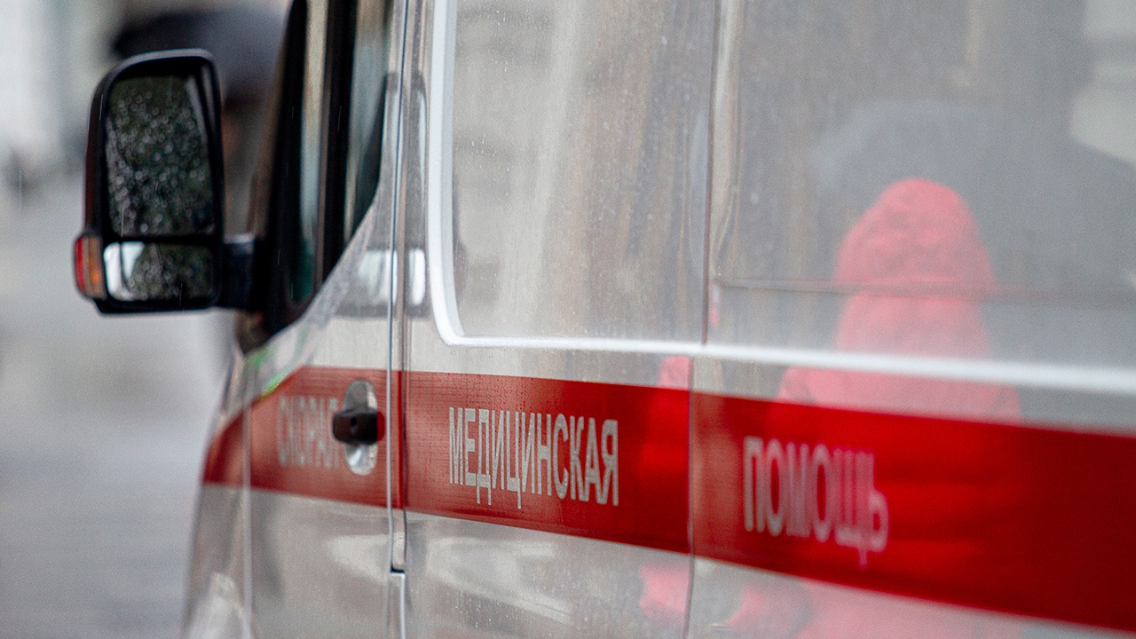 При взрыве СВУ в Мелитополе полицейский получил травму ноги