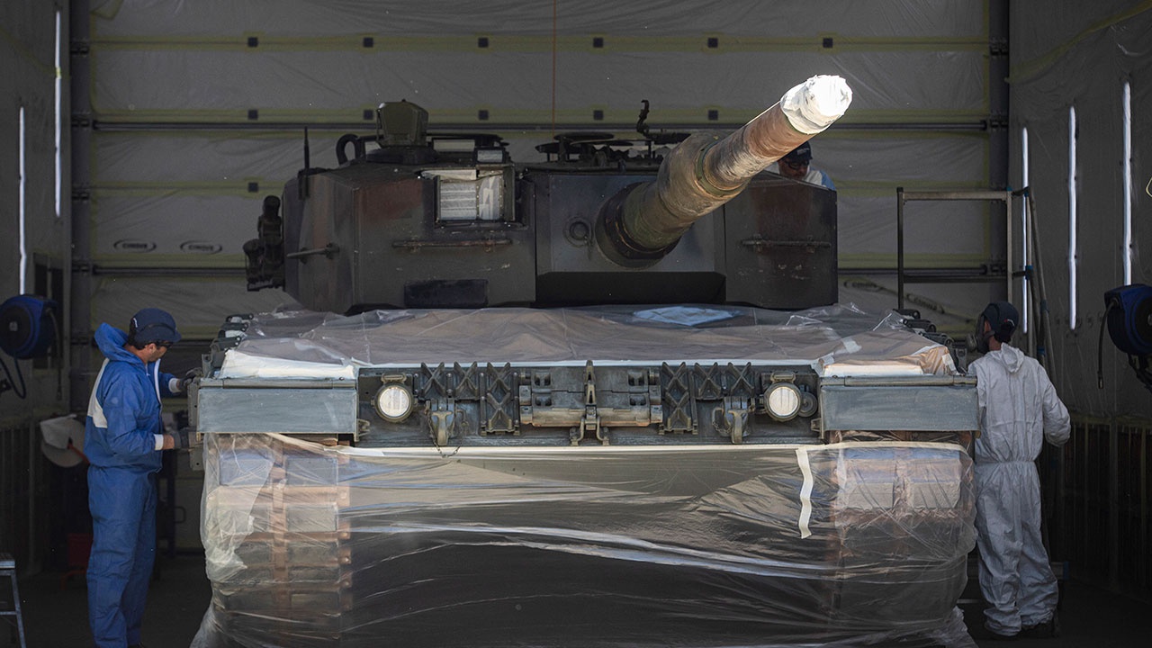 Spiegel: 18 танков Leopard 2 прибыли на Украину