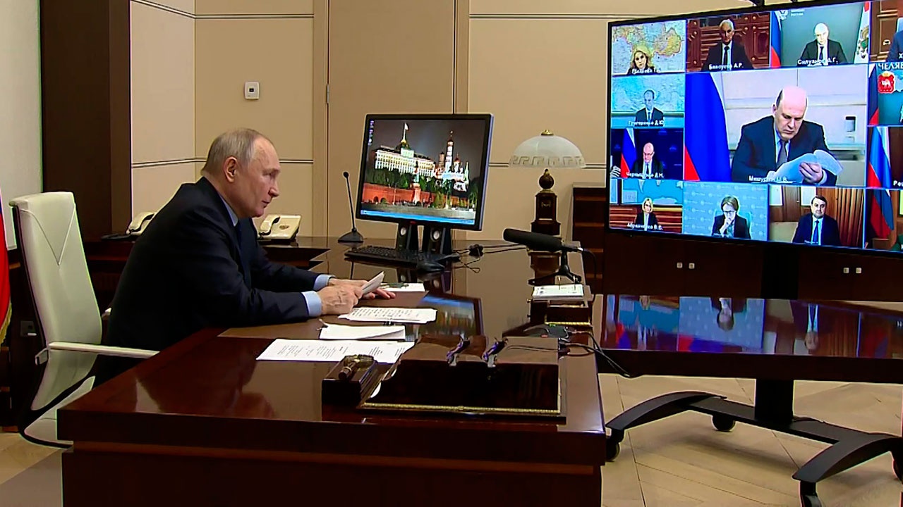 Путин заявил, что взаимодействие с ключевыми зарубежными странами должно выходить за рамки торговли