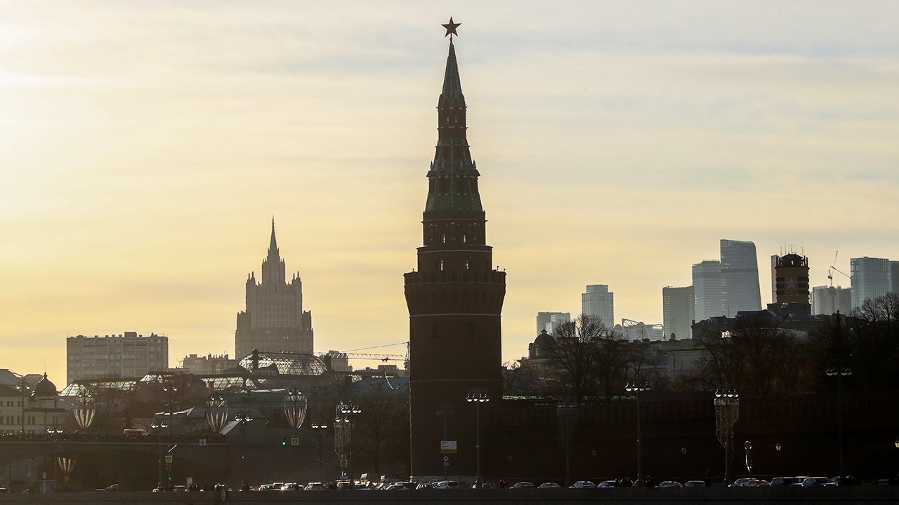 Песков: РФ должна рассмотреть предоставление Белоруссии гарантий безопасности