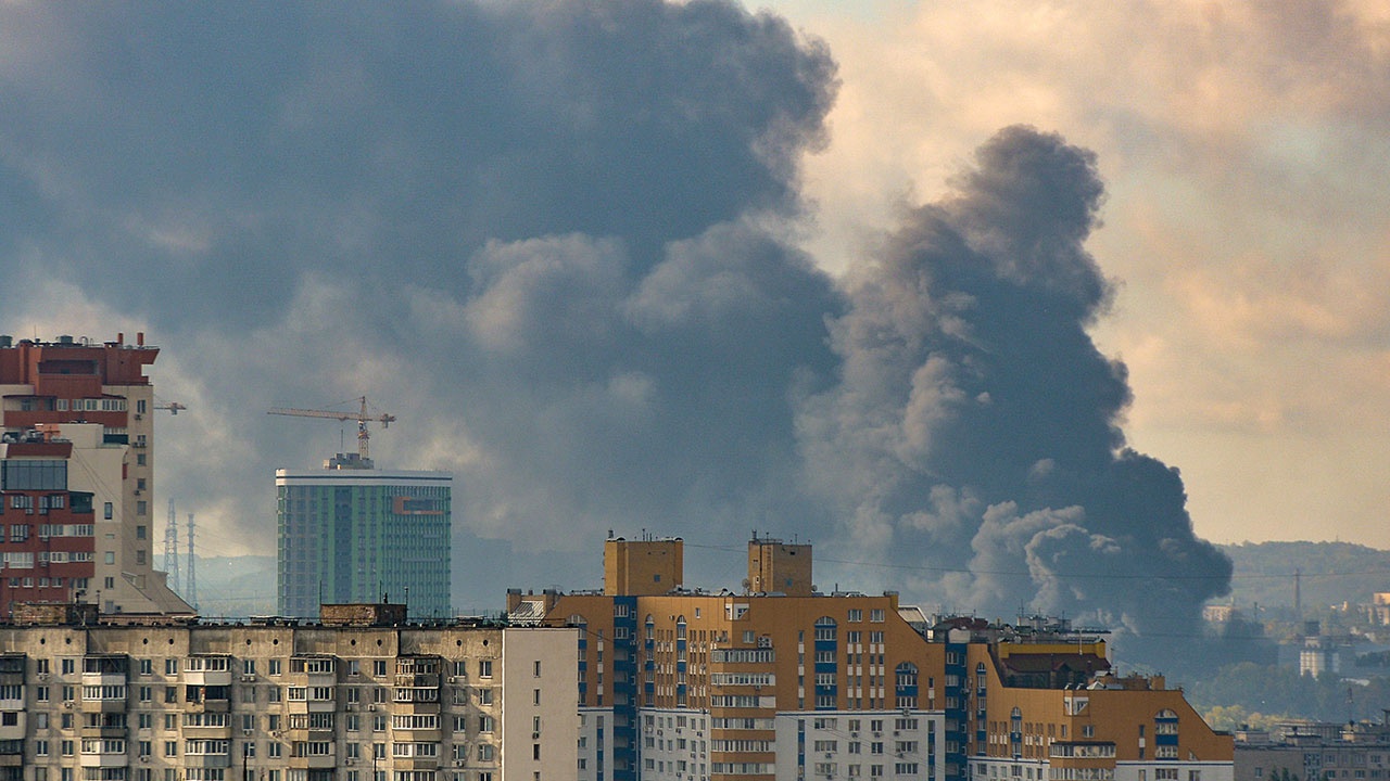 В пяти областях Украины объявили воздушную тревогу