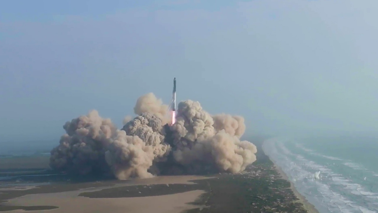 В SpaceX заявили, что ракету Starship уничтожили преднамеренно