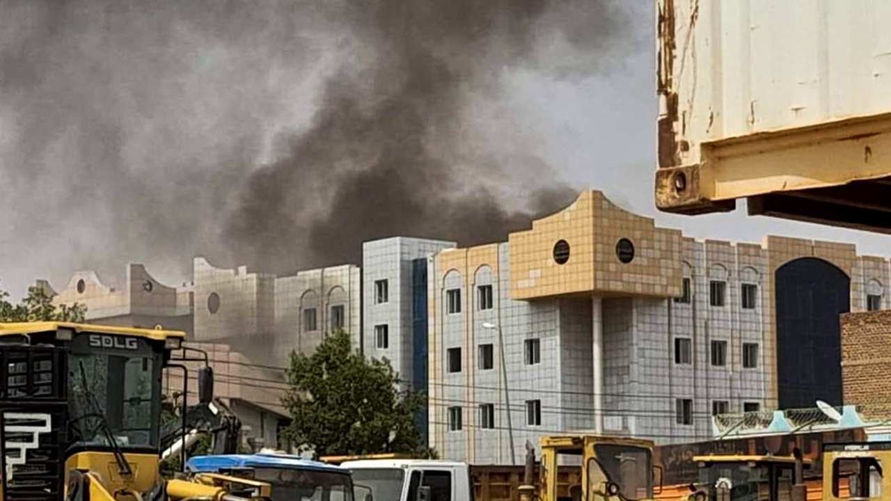 Посольство РФ готовит эвакуацию из Судана 140 человек