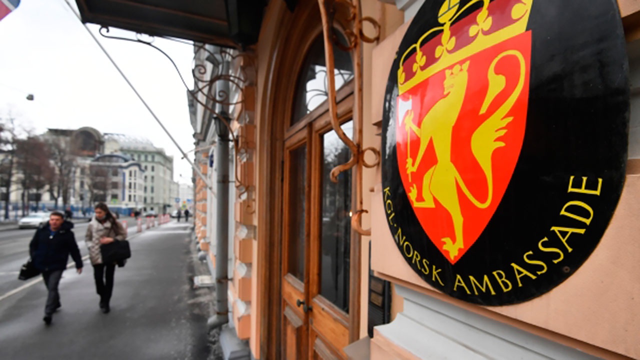 Десять норвежских дипломатов объявили в России персонами нон грата