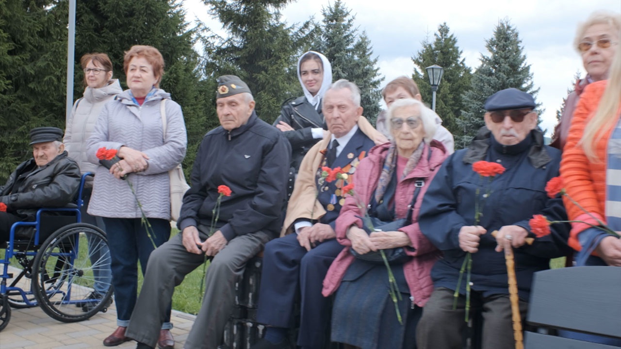 Ветераны почтили память павших в Великой Отечественной войне в парке «Патриот»