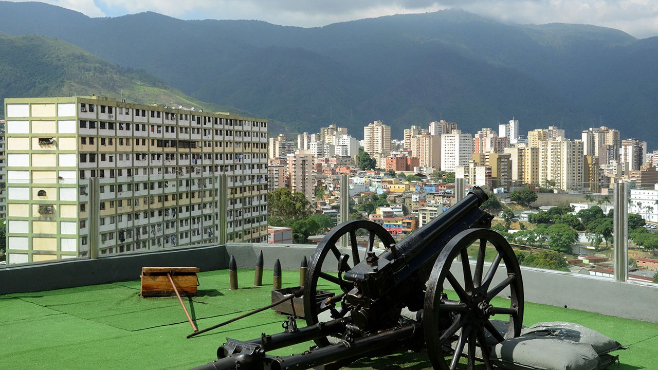 Выставка с фотографиями и кинокадрами ВОВ открылась в венесуэльском МИД
