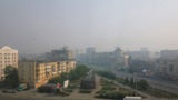 Жителям Свердловской области рекомендовали не выходить на улицу из-за смога