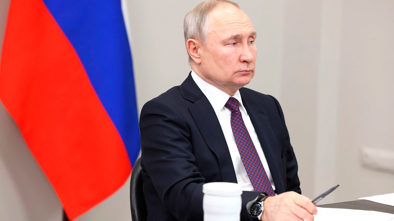 Песков заявил, что Путин незамедлительно получает информацию о происшествиях в стране