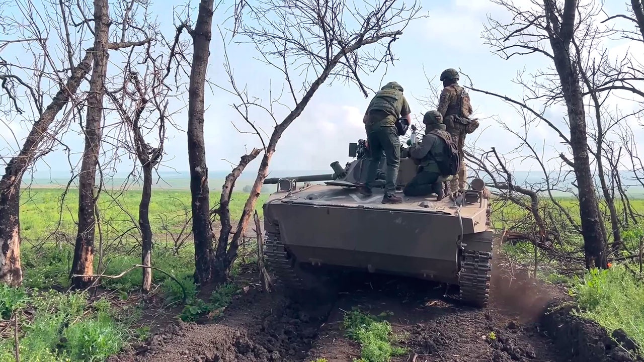 Тульские десантники ведут активную оборону на северном фланге Артемовска