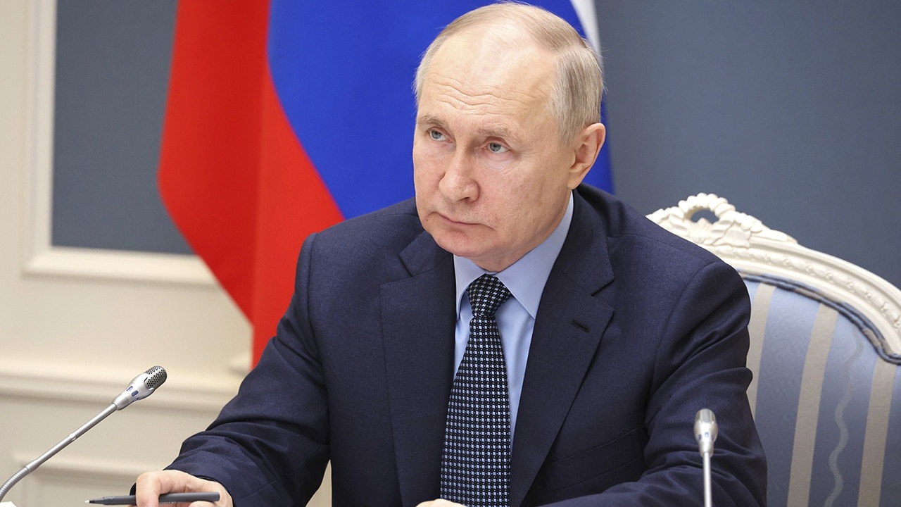 Путин подписал закон о выборах во время военного положения