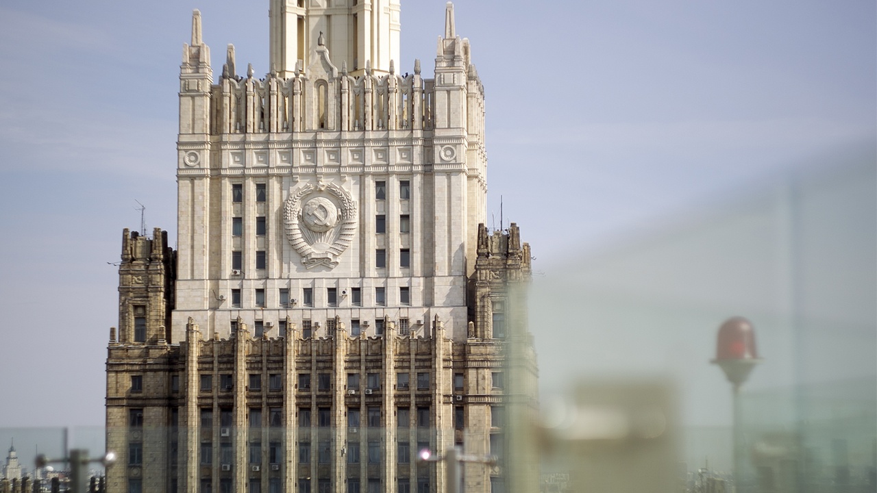 В МИД заявили о праве РФ на самые жесткие меры в ответ на атаку дронов на Москву