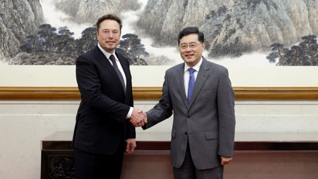 Маск встретился с министром иностранных дел КНР