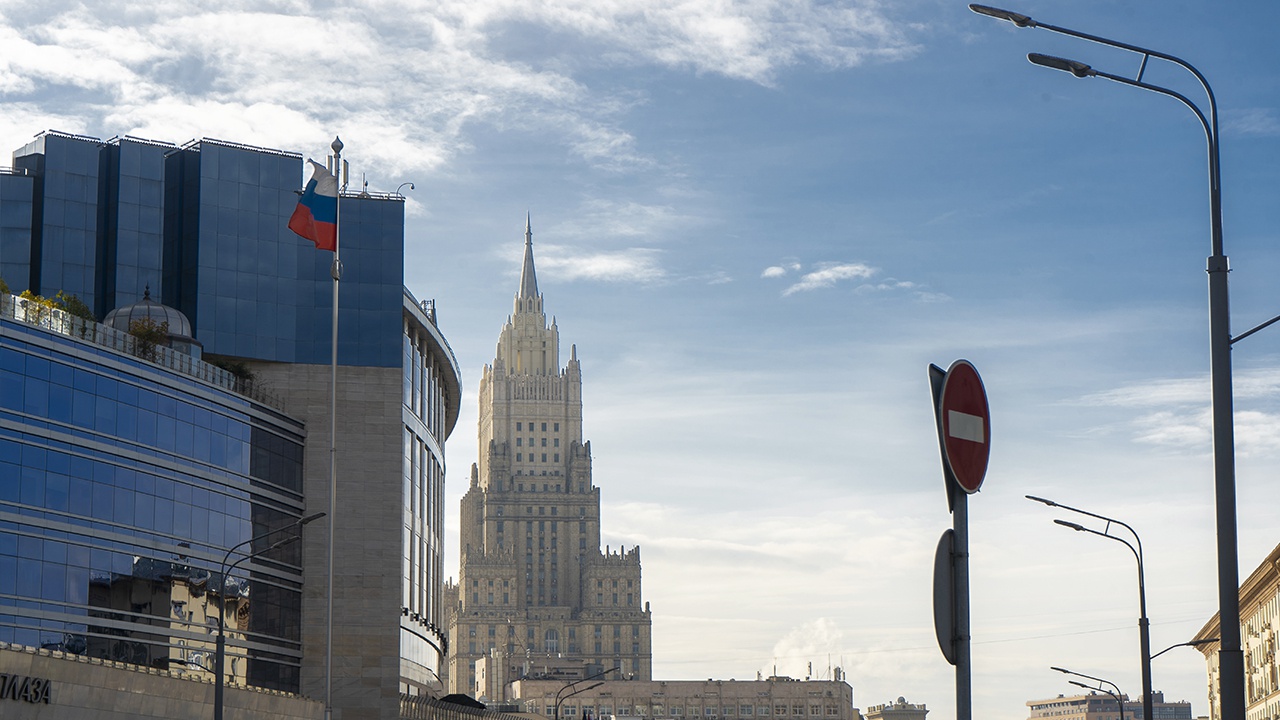 Рябков: для возвращения к ДСНВ США должны отказаться от враждебной политики в отношении России