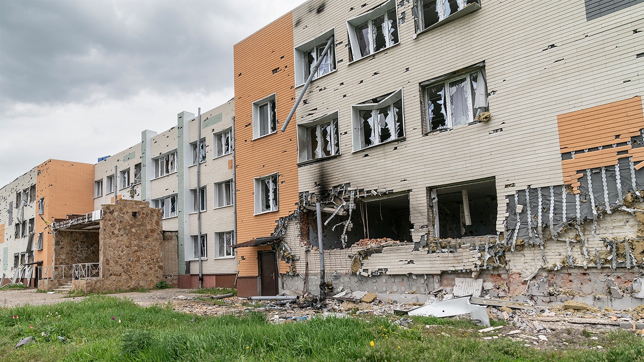 Боевики Украины нанесли удар по четырем районам Донецка Боевики Украины нанесли удар по четырем районам Донецка