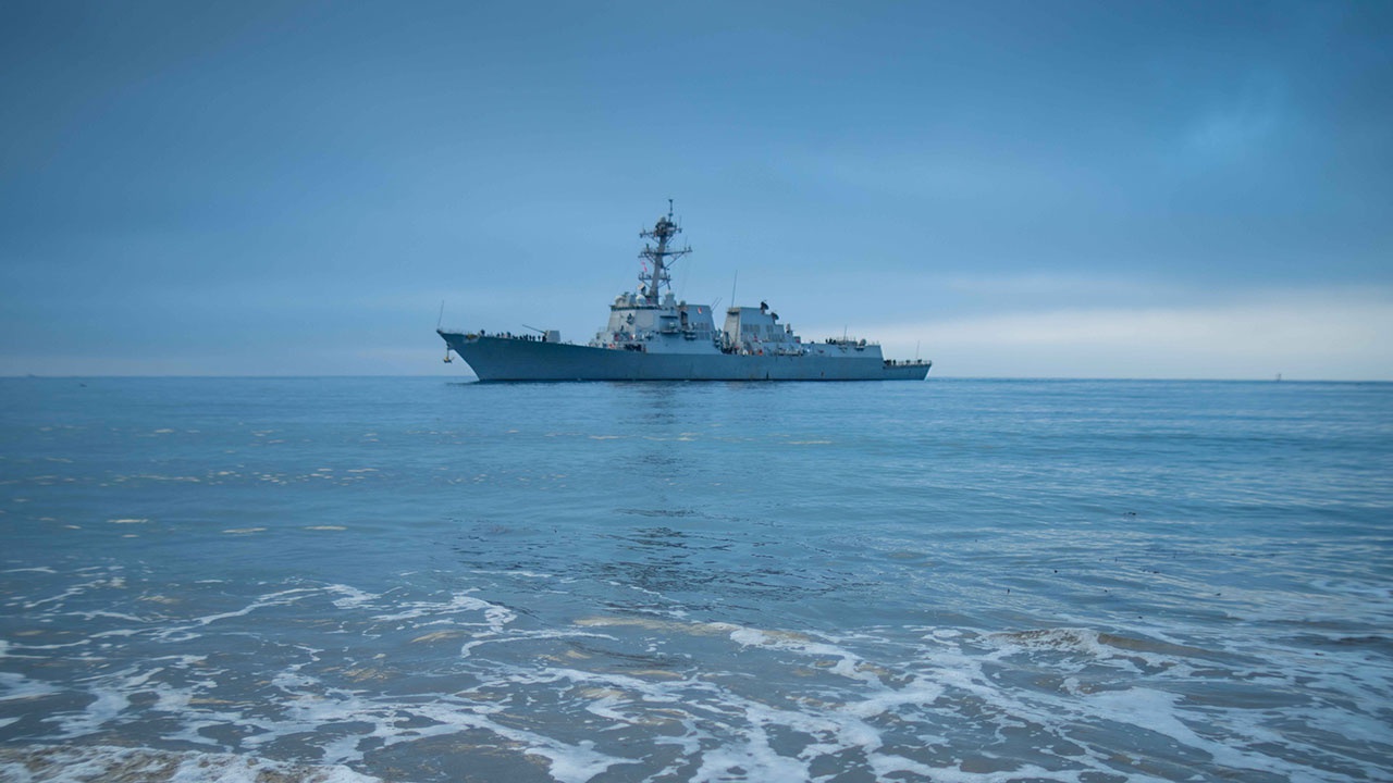 Global News: эсминец США вынужден был уходить от столкновения с китайским кораблем в Тайваньском проливе