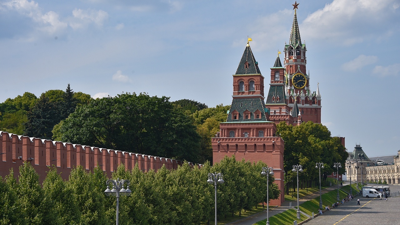 В Кремле назвали угрозой заявление МО Украины о готовности к атакам на суда, идущие в порты РФ 