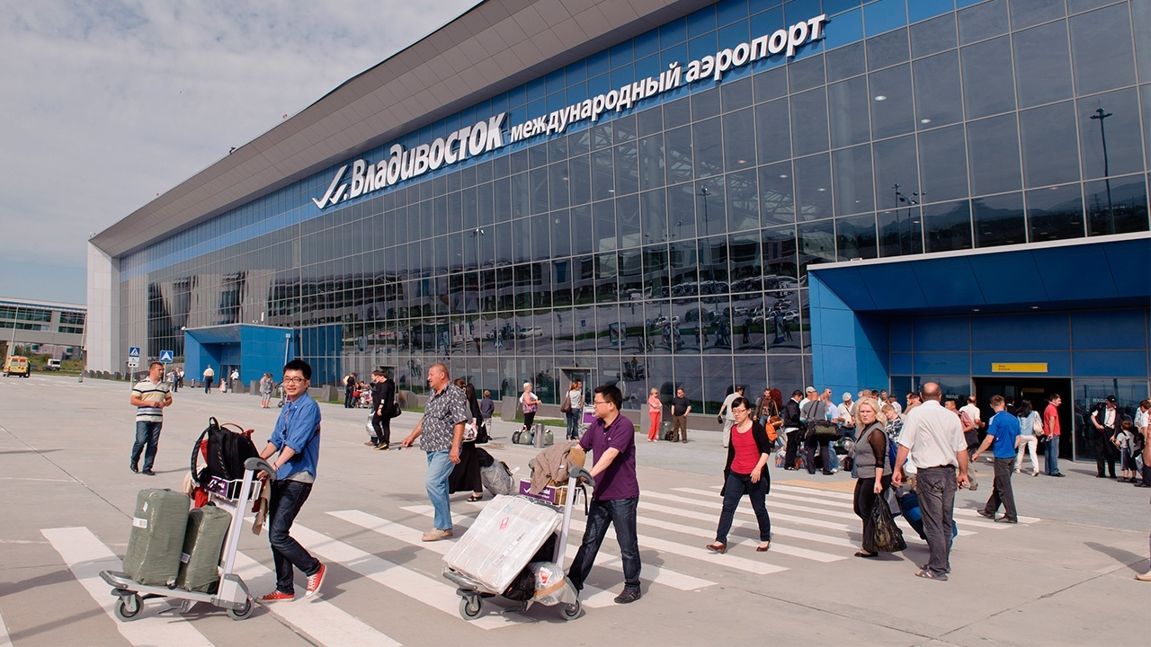 Пассажир рейса из Владивостока пытался пронести гранату на борт самолета