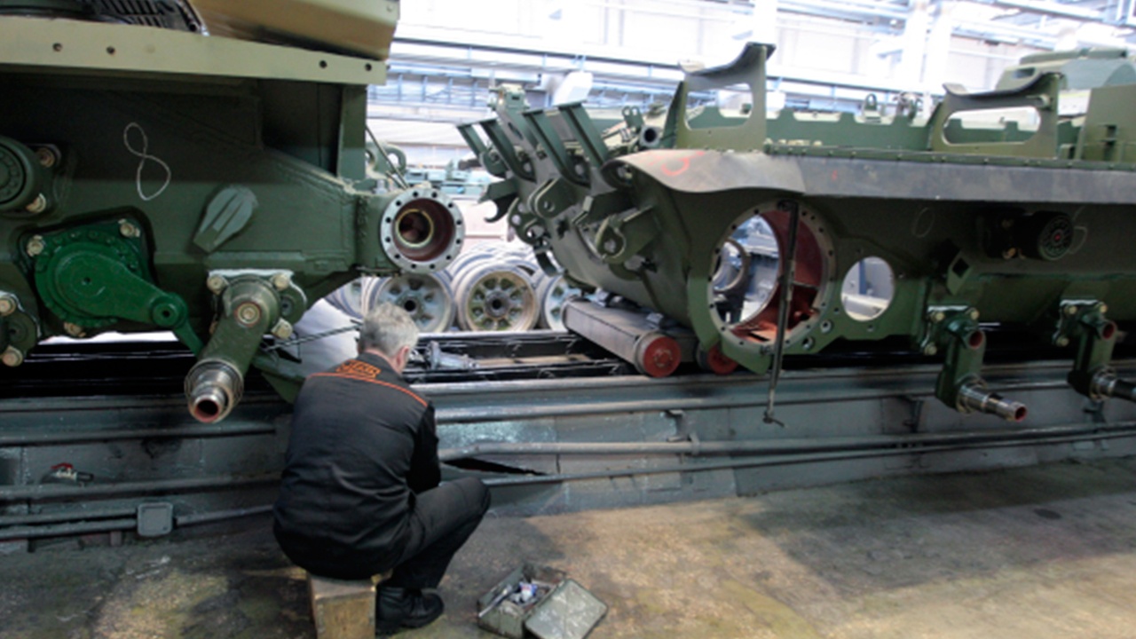 Путин: производство бронетехники выросло вдвое, а средств поражения - втрое