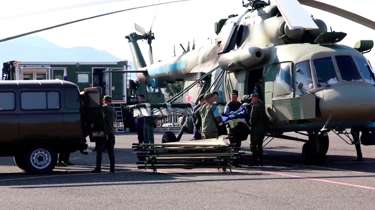 Российские миротворцы эвакуировали из Карабаха 258 пострадавших при взрыве топлива