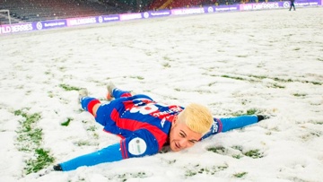 Карпин назвал дебилом решившего провести матч ЦСКА - «Ростов» в снегопад