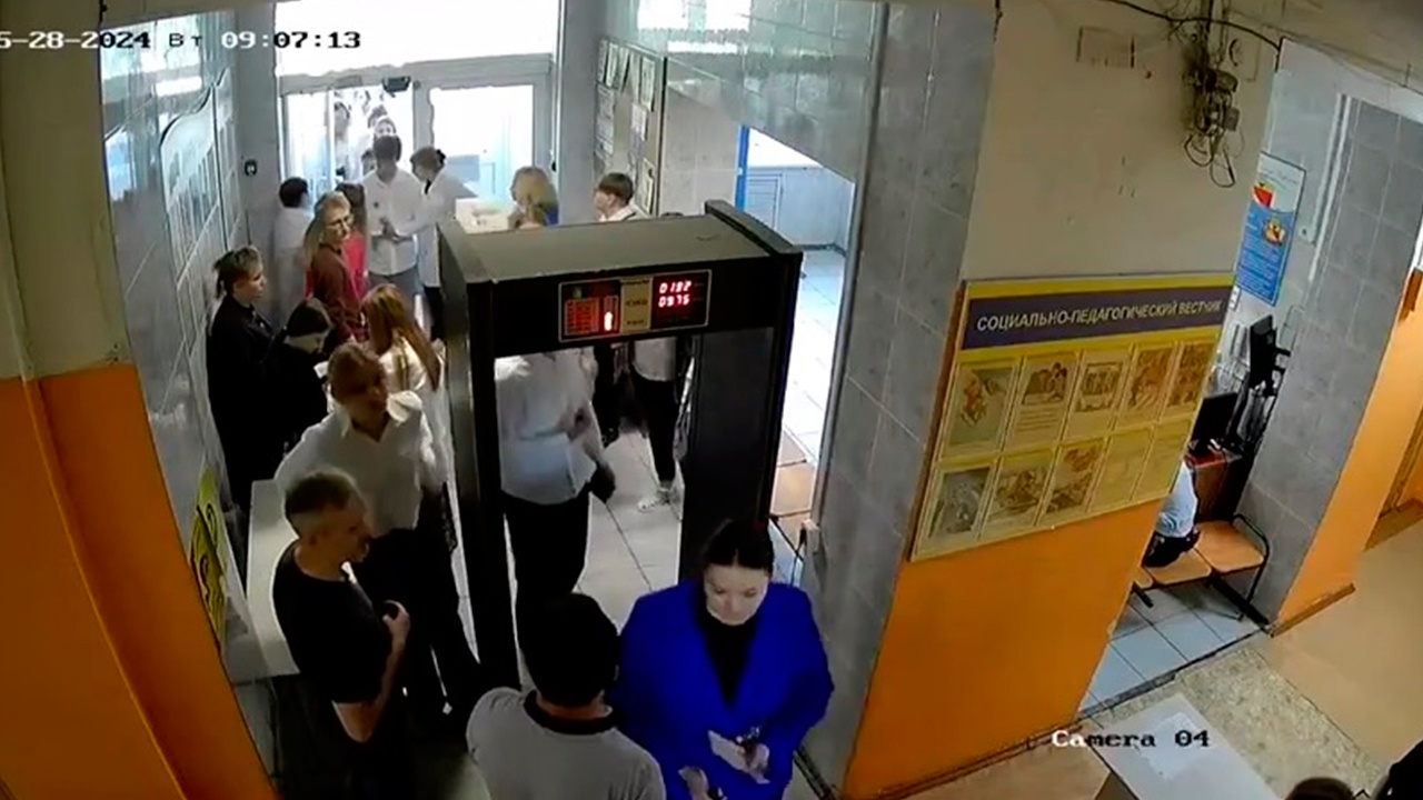 Громкий скандал в Воронеже, где перед сдачей ЕГЭ школьниц заставили снимать лифчики уже докатился до Госдумы