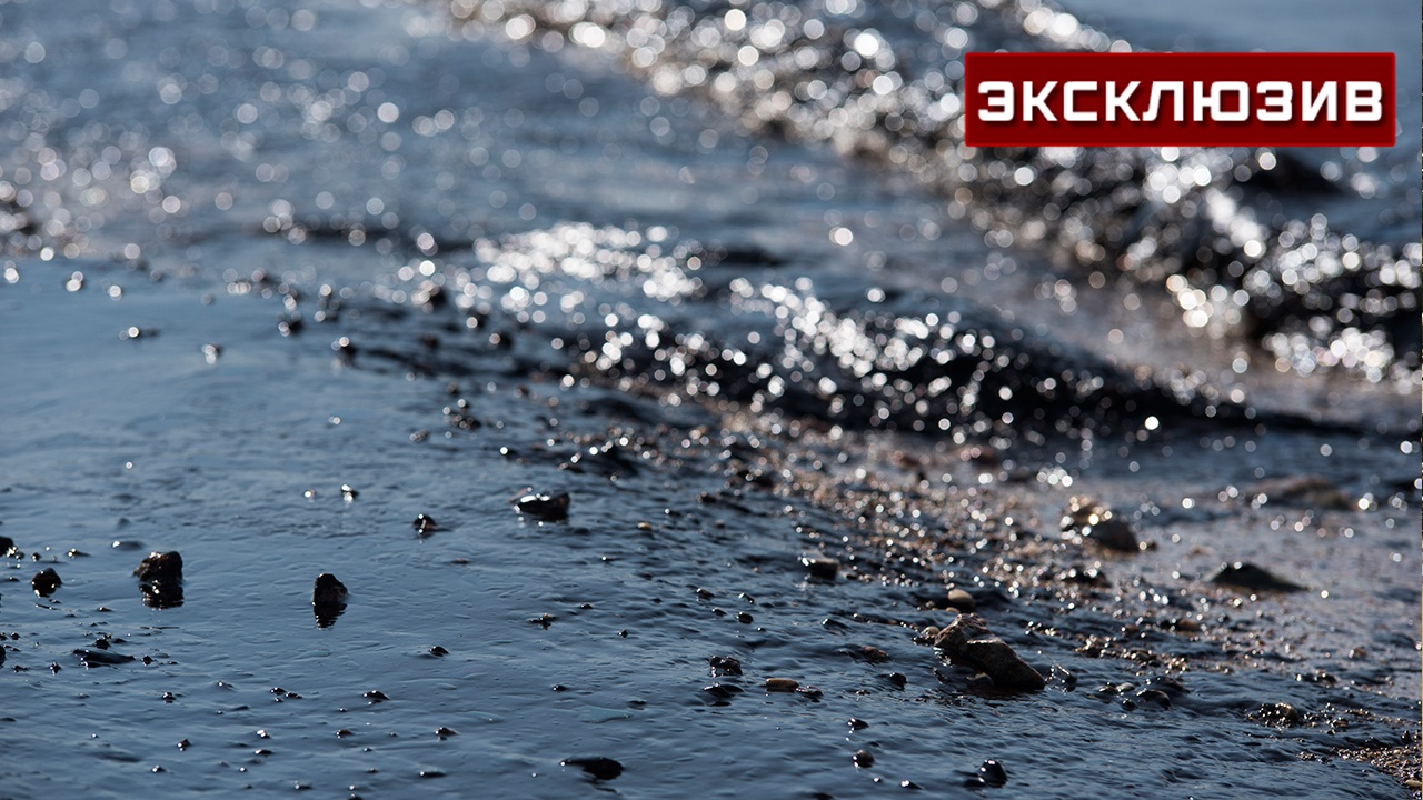 Дерматолог предупредила о риске рака после купания в водоеме с мазутом