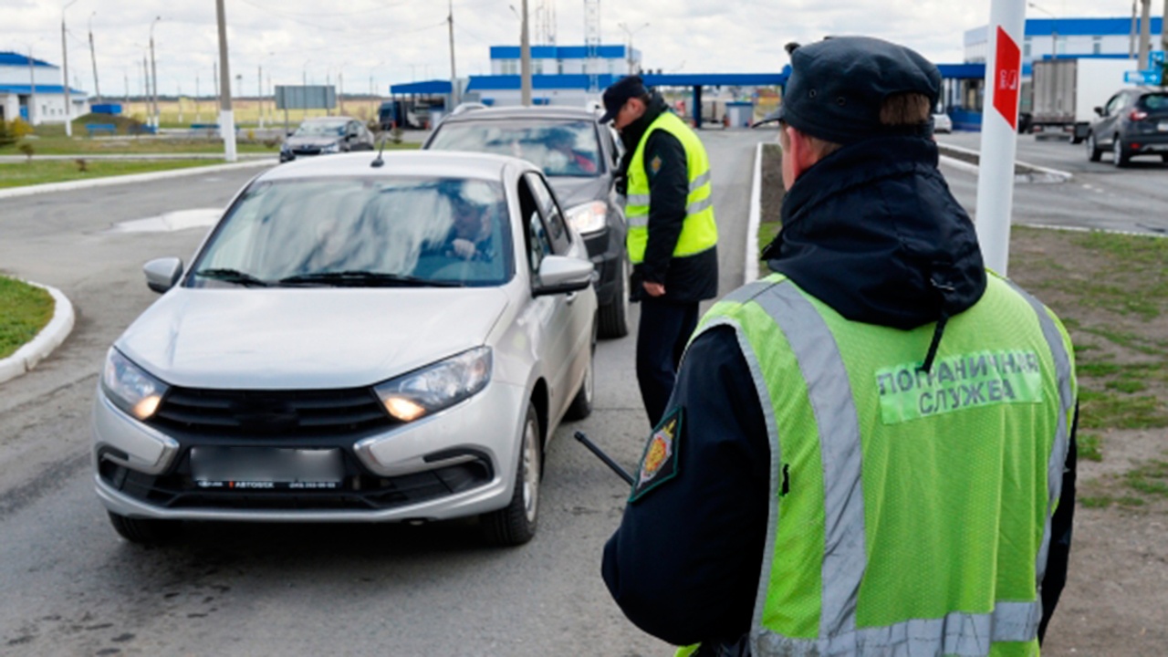 Посольство РФ: заторы на границе с Казахстаном не связаны с QR-кодами
