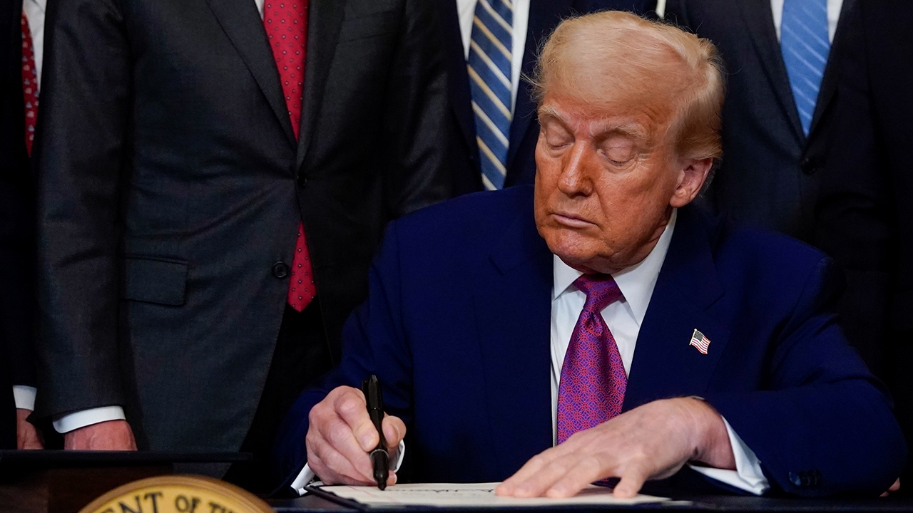 Трамп отменил санкции против Сирии, указ вступит в силу 1 июля